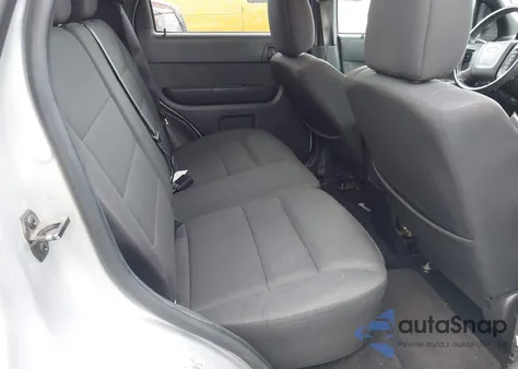 2010 Ford Escape Xlt z USA, uszkodzony, nr VIN 1FMCU0DGXAKD12434